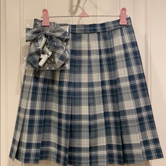 Plaid Skirt - Picture 7 of 11